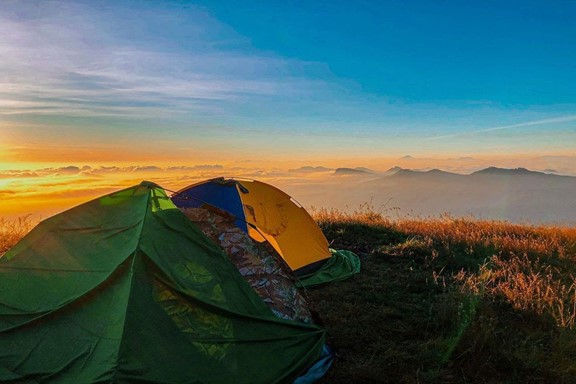 Camping & Trekking – Knuckles Mountain Range