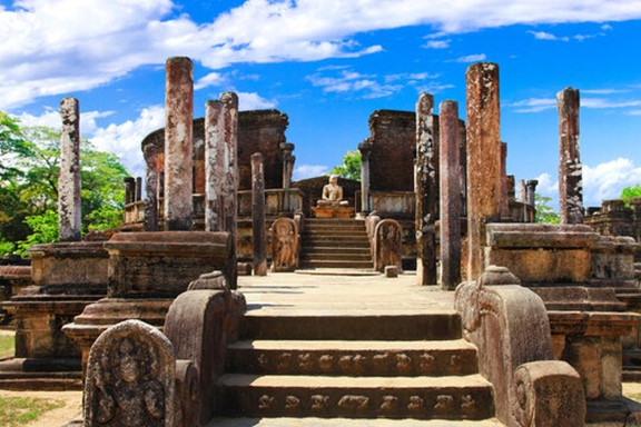 Explore the Ancient City Polonnaruwa