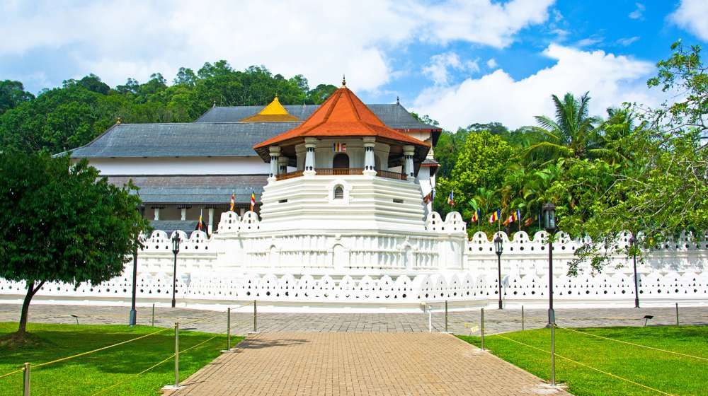 The Temple Of The Tooth Relic, Kandy