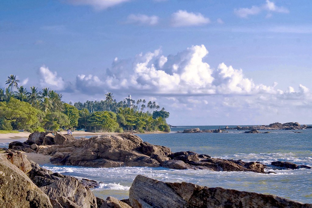 Explore the Charms of Sri Lanka