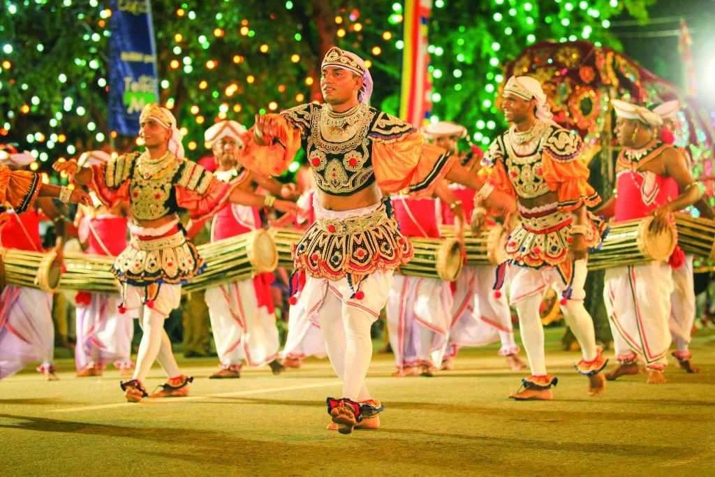 Navam Perahera